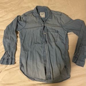 Womens Abercrombie Denim/Chambray button down